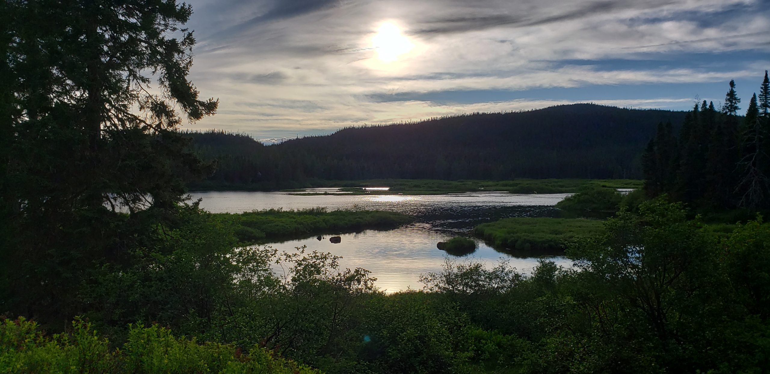 On retrouve la montagne (et les moustiques)