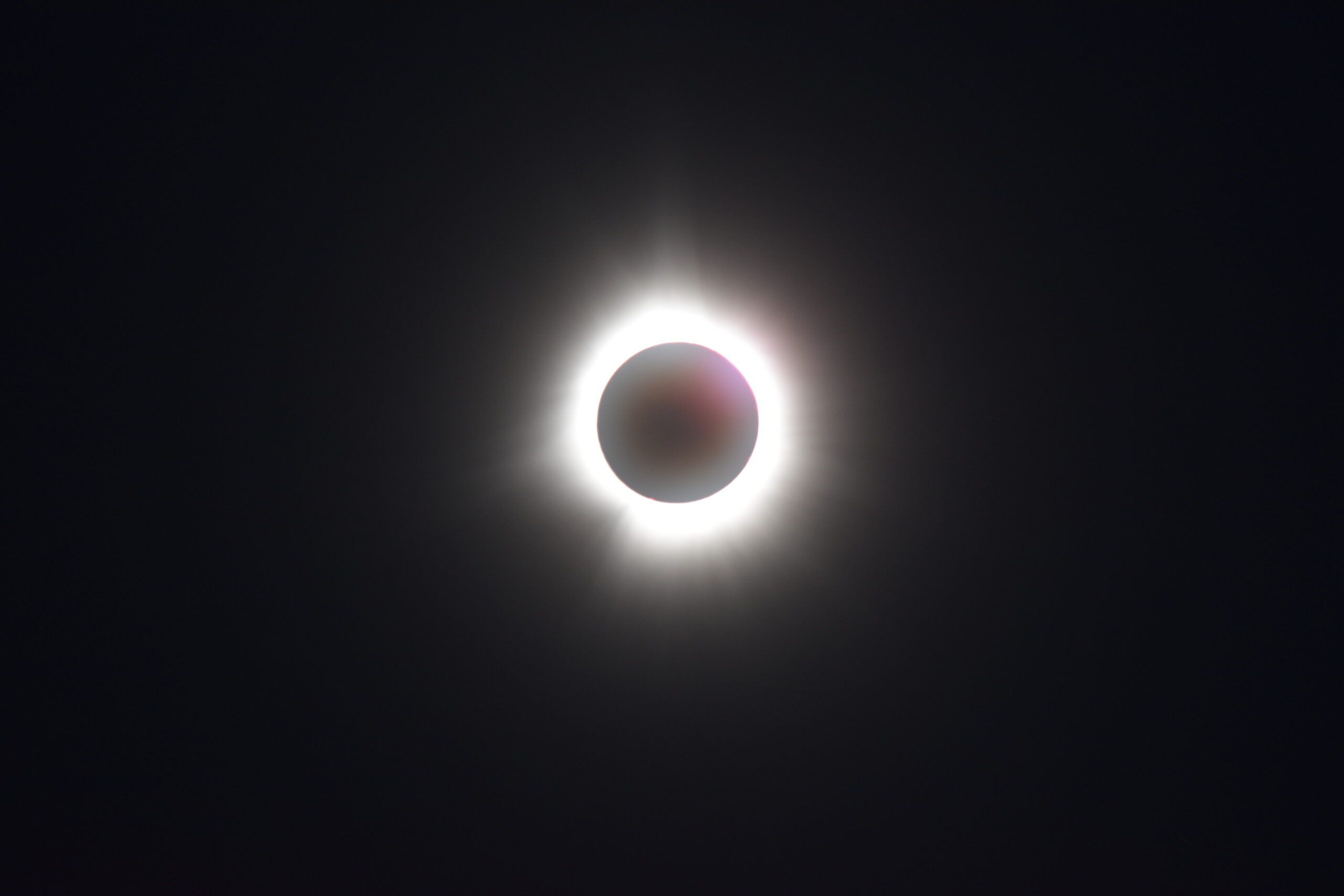 Et le Soleil a rendez-vous avec la Lune